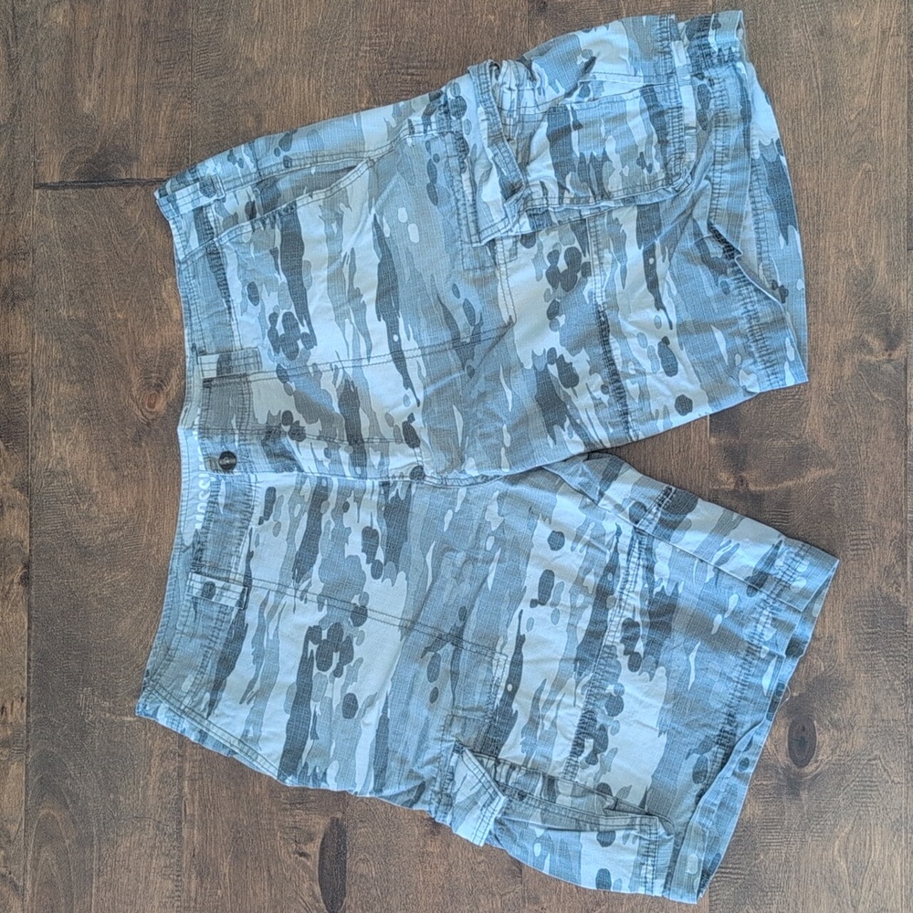 ⭐ 3/$12 ⭐ Mossimo Men's Camouflage Cargo Shorts